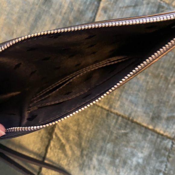 Kate spade wristlet- navy/baby blue - Picture 3 of 5